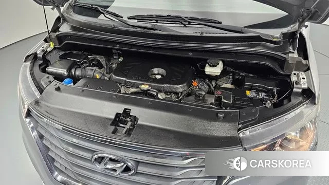 Hyundai The New Grand Starex id 3375073 из Кореи 16