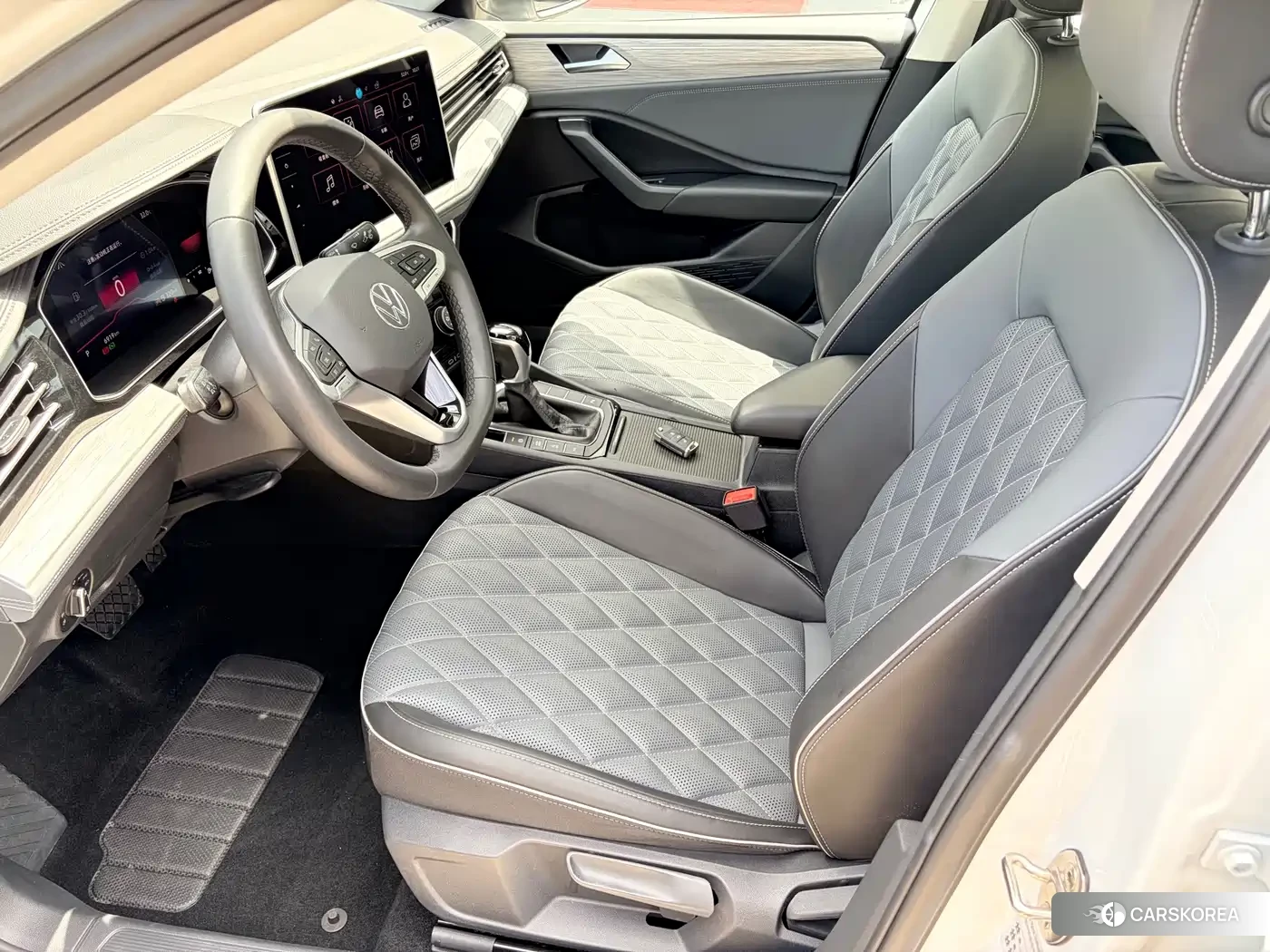 Volkswagen Sagitar id 4599727 из Китая 8