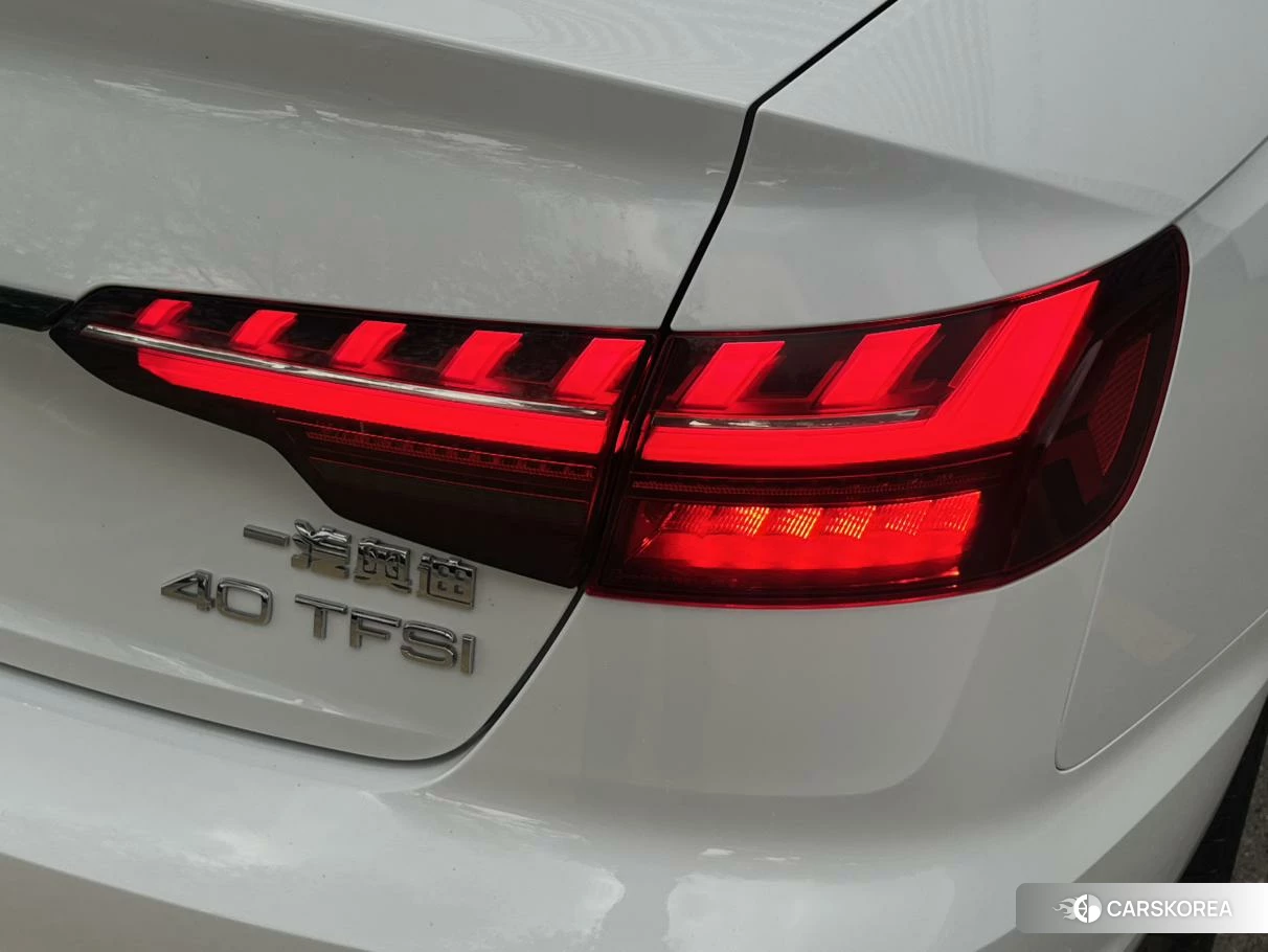 Audi A4L id 4461814 из Китая 16