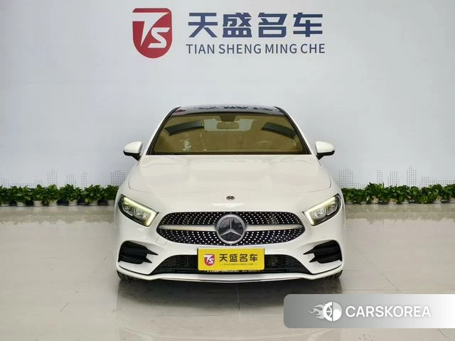 Mercedes-Benz Class A 2021 Белый из Китая, фото 6