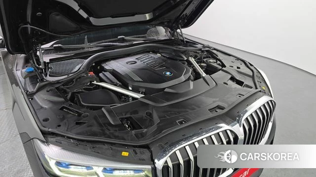 BMW 7 Series (G11) id 3800475 из Кореи 16