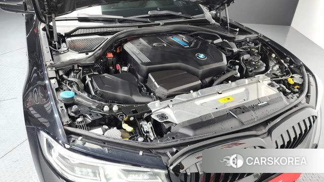 BMW 3 Series (G20) id 3898315 из Кореи 16