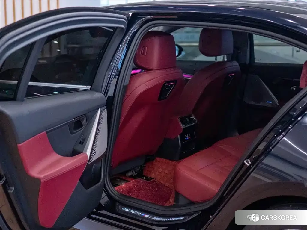 BMW 5 series id 4576341 из Китая 21