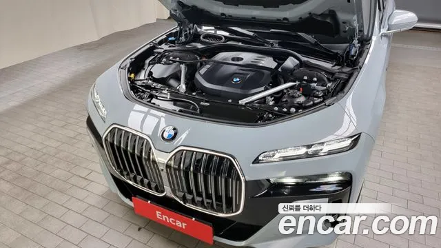 BMW 7 Series (G70) id 2735094 из Кореи 16