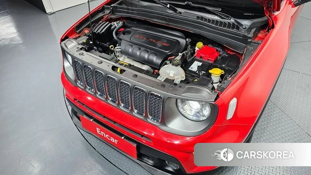 Jeep Renegade id 3924578 из Кореи 16