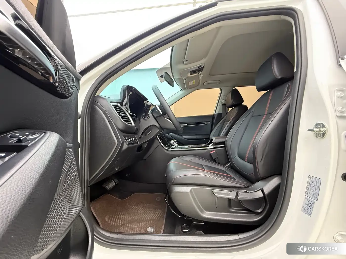 Kia KX3 id 4664452 из Китая 17