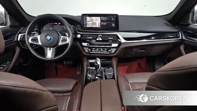 BMW 5 Series (G30) id 3639900 из Кореи 16