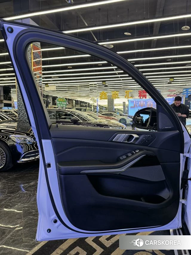 BMW X7 2020 Белый из Китая, фото 6