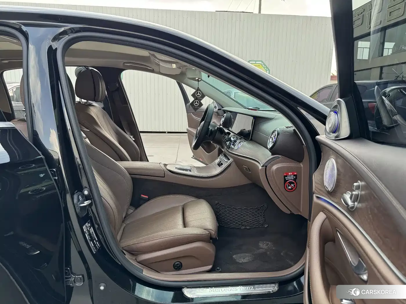 Mercedes-Benz E-Class id 4629453 из Китая 16