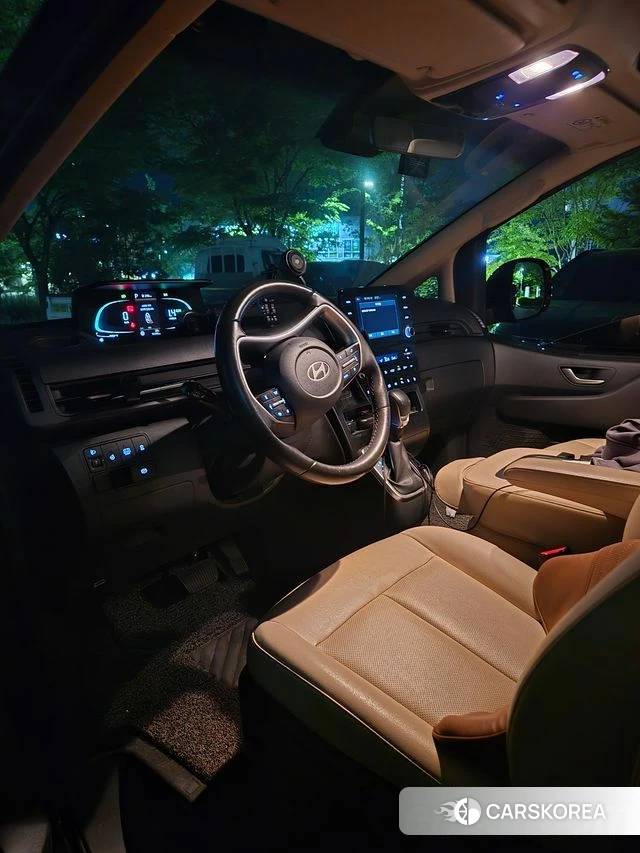 Hyundai Staria 2024 Серый из Кореи, фото 6