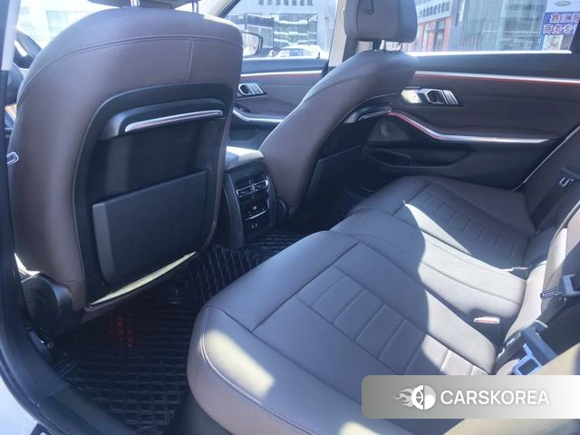 BMW 3 series id 4255949 из Китая 15