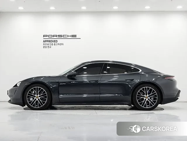 Porsche Taycan id 3487267 из Кореи 16