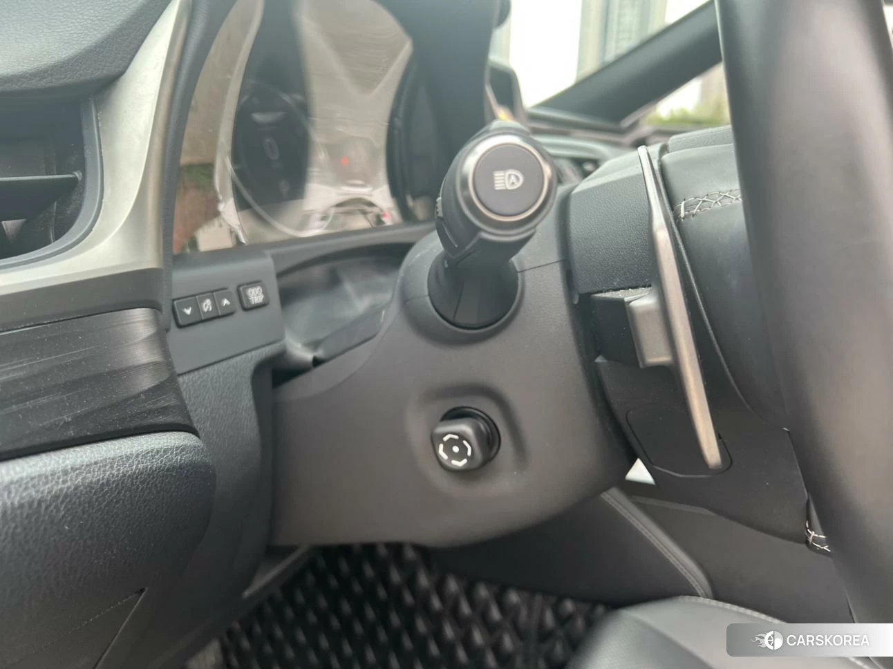 Lexus ES id 4413367 из Китая 16