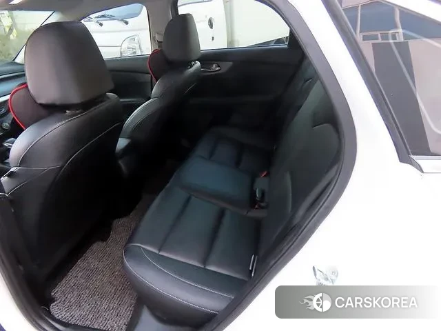 Kia Come New K3 id 3519989 из Кореи 14