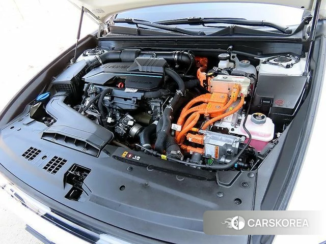 Hyundai Grandeur Hybrid (GN7) id 3940679 из Кореи 16