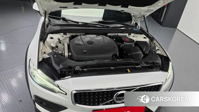 Volvo V60 Cross-Country 2nd Generation id 3844678 из Кореи 16