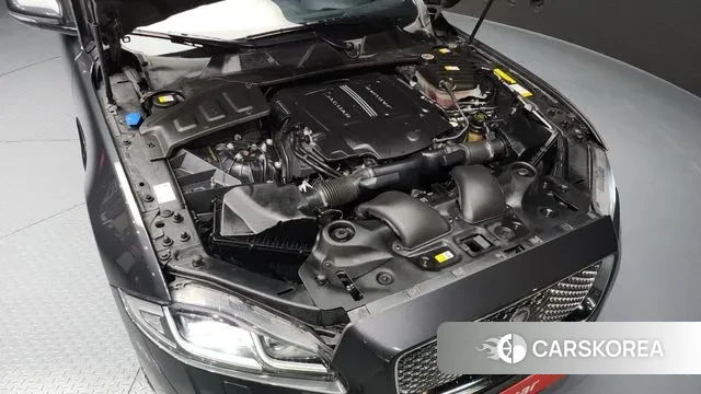 Jaguar All New XJ id 3459851 из Кореи 16