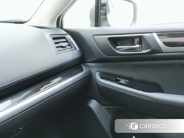 Subaru LEGACY Lion id 4209224 из Китая 20