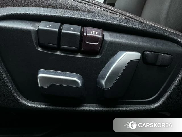 BMW 1 series id 4299388 из Китая 21