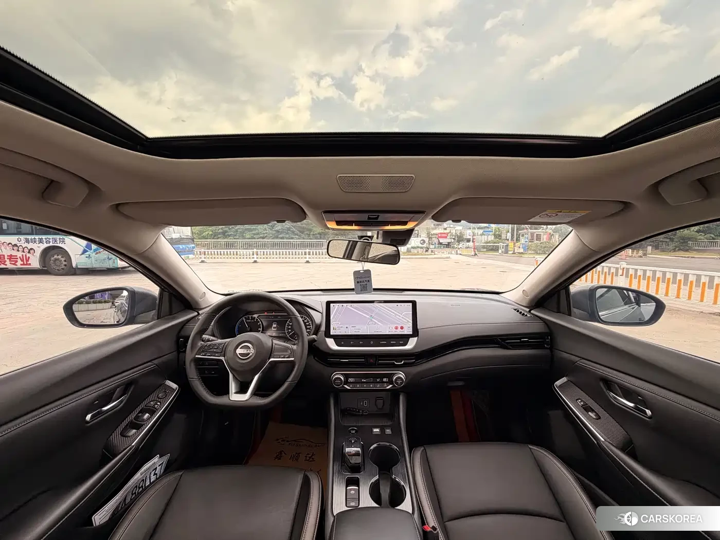 Nissan Sylphy 2022 Silver/gray из Китая, фото 6