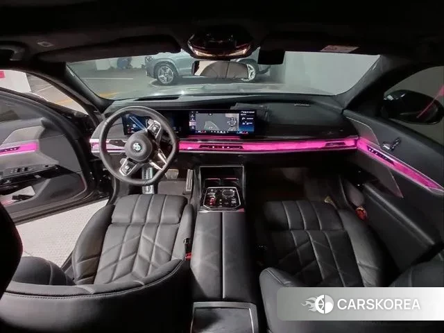 BMW 7 Series (G70) id 3377837 из Кореи 16