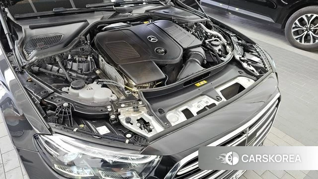 Mercedes-Benz E-Class W214 id 4499696 из Кореи 28