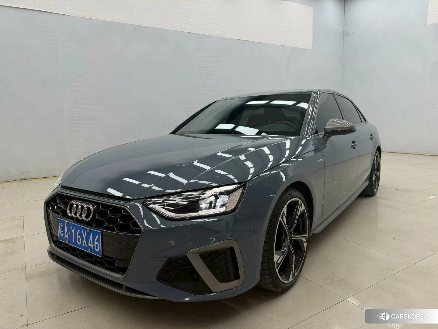 Audi A4L 2021 Темно-серый из Китая, фото 6