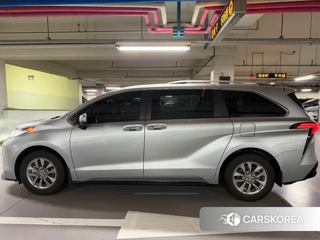 Toyota Sienna 4th Generation 2022 Песочный из Кореи, фото 6