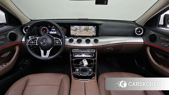Mercedes-Benz E-Class W213 id 4390294 из Кореи 28
