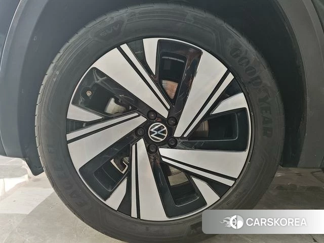 Volkswagen Tourang id 4216804 из Китая 14