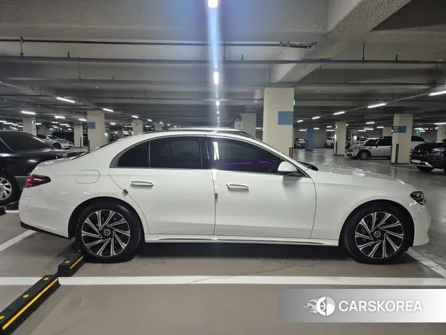 Mercedes-Benz E-Class W214 id 3739593 из Кореи 8