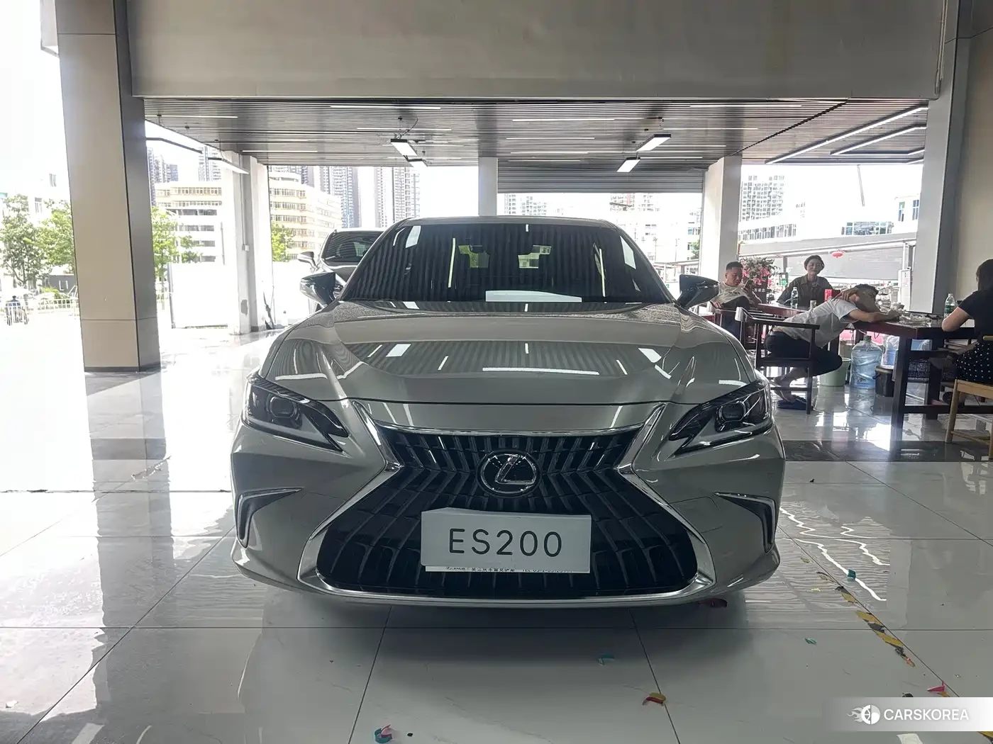 Lexus ES 2023 Silver/gray из Китая, фото 6