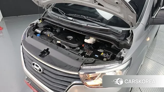 Hyundai The New Grand Starex id 2961682 из Кореи 16