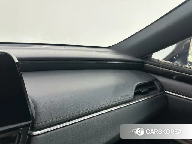 Lexus ES id 4273402 из Китая 19
