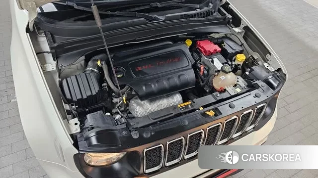 Jeep Renegade id 3003976 из Кореи 16