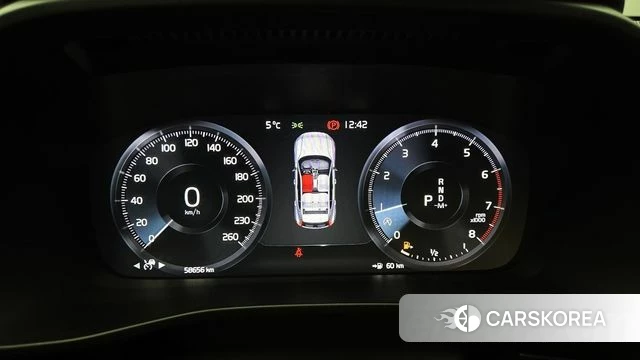 Volvo XC40 id 3885500 из Кореи 15