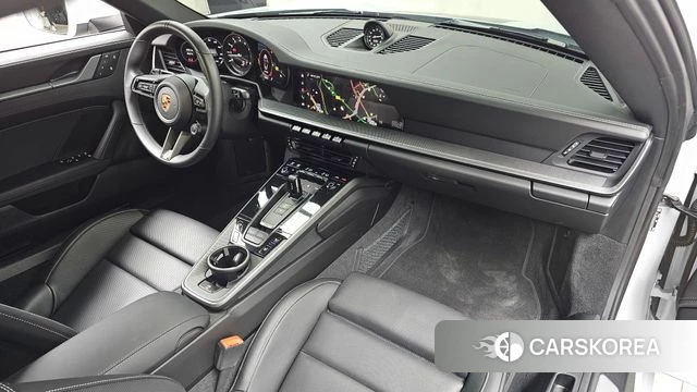 Porsche 911(992) id 4700993 из Кореи 27