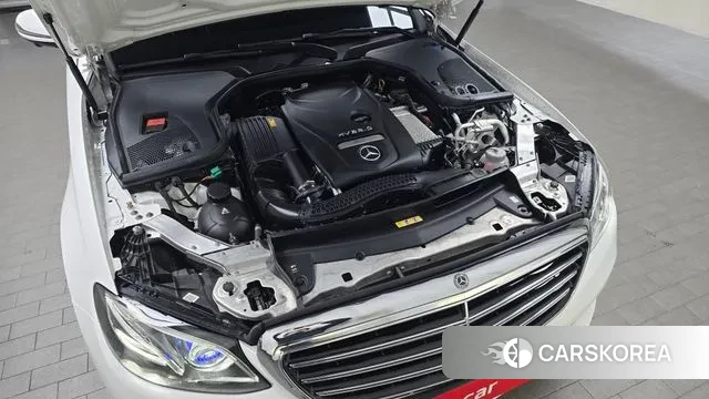 Mercedes-Benz E-Class W213 id 3708896 из Кореи 16
