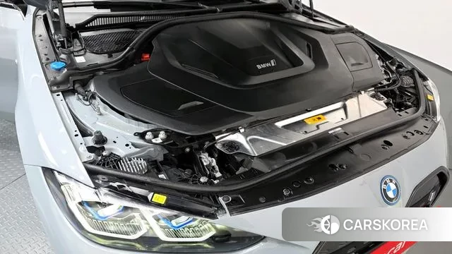 BMW i4 id 3739658 из Кореи 16