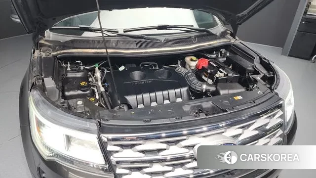 Ford Explorer id 3656676 из Кореи 16