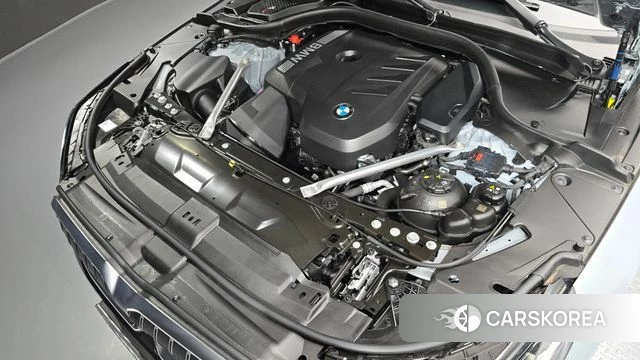 BMW 5 Series (G60) id 4634908 из Кореи 27