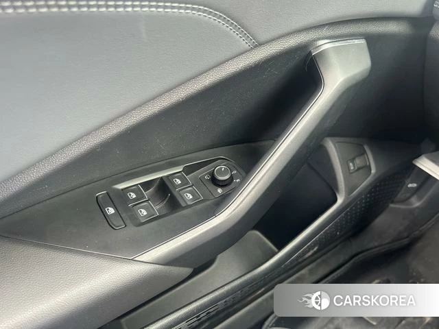 Volkswagen Sagitar id 4277057 из Китая 30