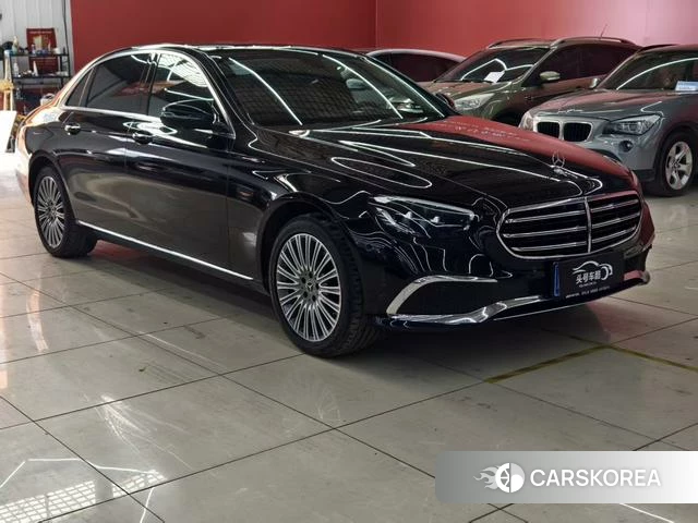 Mercedes-Benz E-class 2023 Черный из Китая, фото 6
