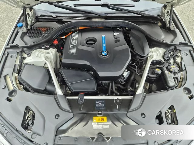 BMW 5 Series (G30) id 3872986 из Кореи 15