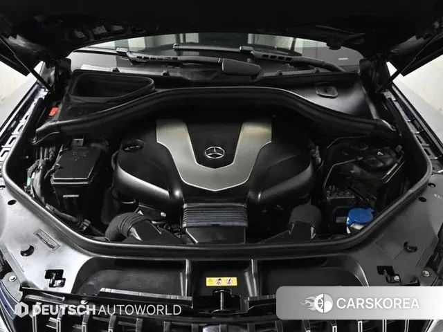 Mercedes-Benz GLE - Class W166 id 3692661 из Кореи 16