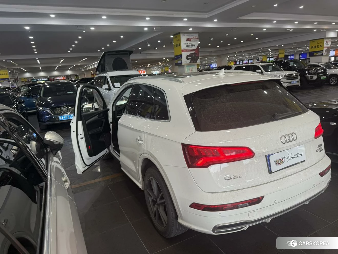 Audi Q5L 2020 Белый из Китая, фото 6