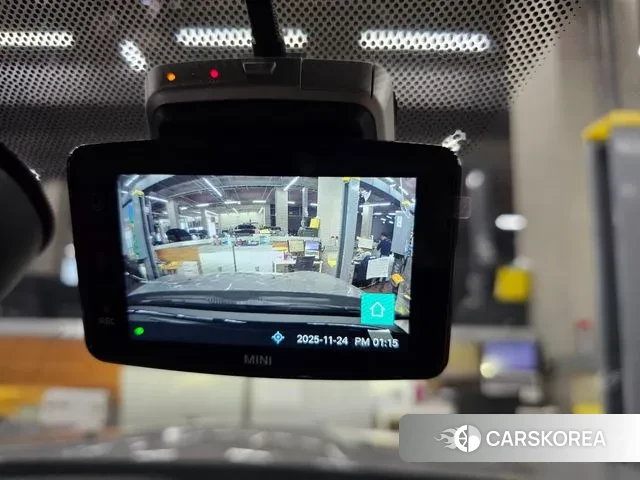 Mini Cooper Clubman 2023 Серебристо-серый из Кореи, фото 6
