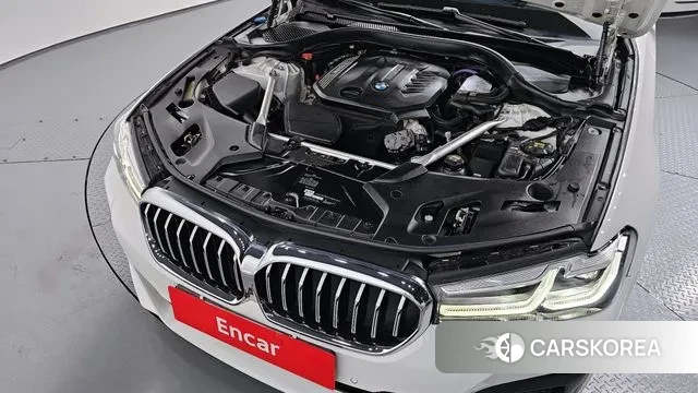 BMW 5 Series (G30) id 3765500 из Кореи 16