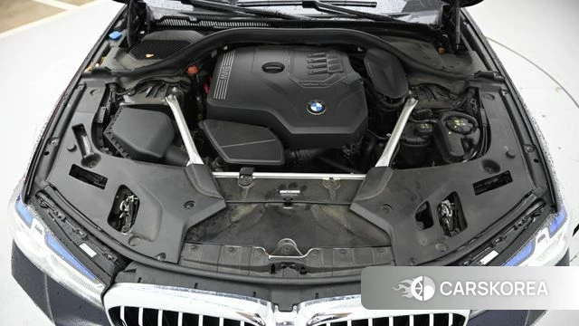 BMW 5 Series (G30) id 4401075 из Кореи 16