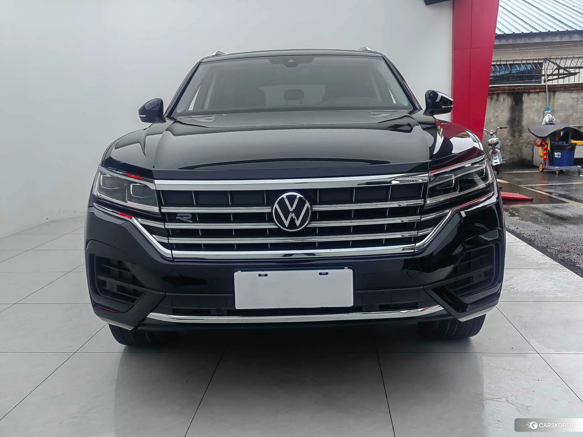 Volkswagen Touareg id 4426707 из Китая 11